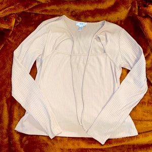 Long sleeve knit top